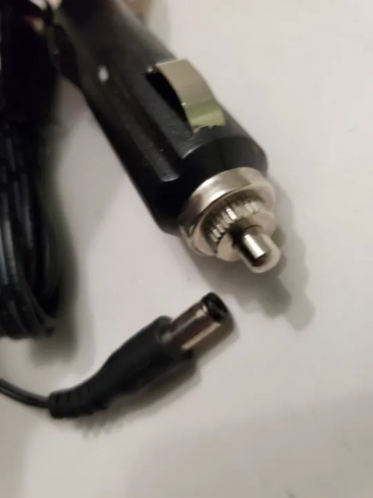 Перехідник адаптер в авто на штекер 5.5х2.5 мм З аукціону