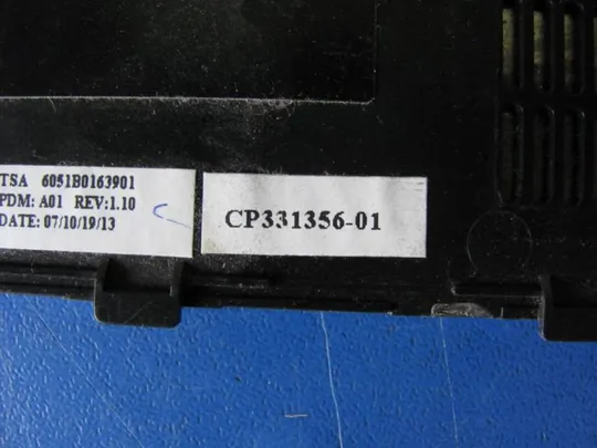 №84-11 Сервісна кришка CP331356-01 для ноутбука Fujitsu Siemens Lifebook E8310 оригінал З аукціону