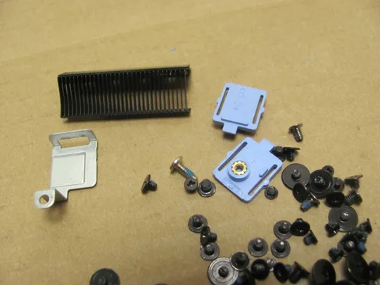 Купити номер0977-7 комплектуюче кріпленя гвинти  для DELL Precision 7670 M7670 7680 7780 оригінал