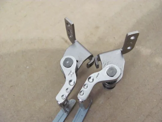 522-19 кріплення з петлями 6-33-W25U1-010 для TERRA 1528 1509P оригінал Продаж