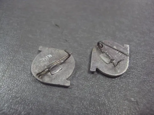 Купити знак хоккей с мячом лот 3 шт №5563