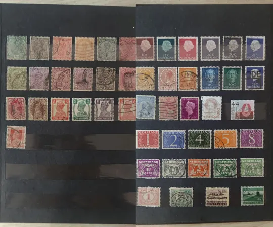 Альбом з марками Європа Характеристики