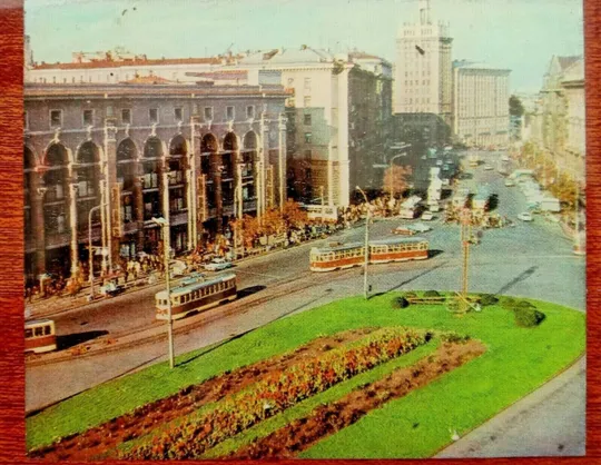 Советская Электробритва ХАРЬКОВ-100 110/220В Сувенирная Коробка 1960-х годов Продаж