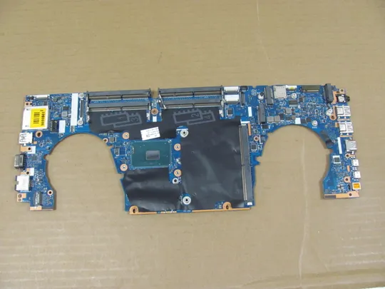 802-7 материнська плата APW50 LA-C381P 848221-001 SR2FU  i7-6820HQ  для HP Zbook 15 G3 G4 оригінал Ціна