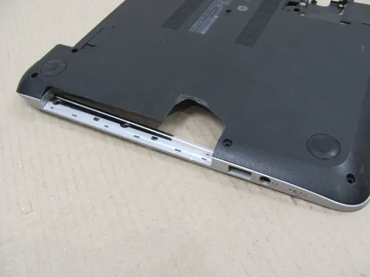 номер0114-5  Кришка дно піддон корпуса 3IU86TP003  для HP Pavilion 15-N оригінал Характеристики