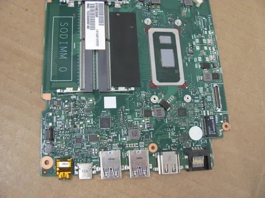 868-32 материнська плата РОБОЧА 6050A3128301 QSBJ i3-10110U  для  Toshiba Dynabook SATELLITE L50-G   оригінал Де купити