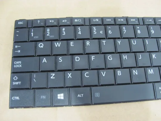 номер0028-6 клавіатура  Клавіатура для ноутбука  Keyboard робоча NSK-TT8SU MP-11B96GB-930B для Toshiba Satellite C50 C50D C55 C55D оригінал Де купити