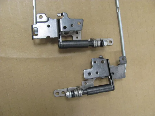 номер0136-4 кріплення з петлями FBX8D010010  для HP ProBook 470 G5 оригінал З аукціону