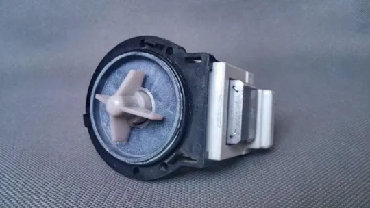 Универсальный насос LEILI BPX2-35L для стиральных машин Hansa, Electrolux Ціна