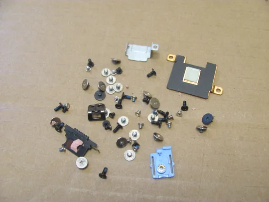 номер0973-19 комплектуюче кріплення гвинти   для D﻿ell Precision 7750 7760 7550 7560 M7750 оригінал Ціна