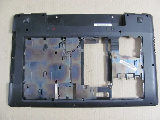 58-9 Кришка дно піддон корпуса 3ALZ3BALV00 для  Lenovo IdeaPad Z580, Z585  оригінал Ціна