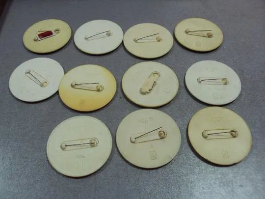 знак москва моссовет покровский собор кремль вднх круглый лот 11 шт №4135 Де купити