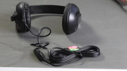 Стереонаушники игровые с микрофоном и регулятором громкости Sven AP-680MV Black/Blue Сингапур БУ Інтернет-аукціон