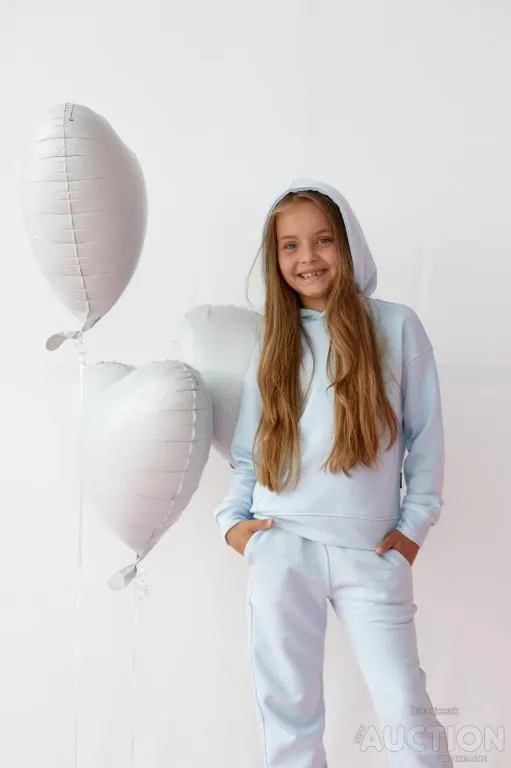 Дитячий костюм худі та джогери для дівчинки колір світло блакитний З аукціону