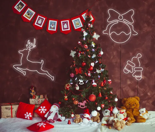 Неоновий світильник Ялинкова іграшка 330х320 acr-n000013 З аукціону