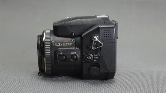 цифровой фотоаппарат FujiFilm Finepix S20Pro 6.0Mpix З аукціону