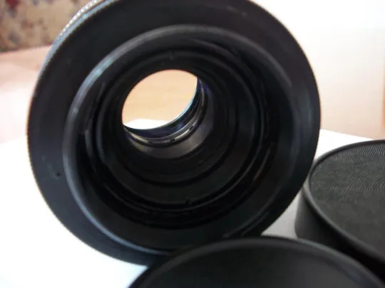 Объектив Юпитер-37А. Олимпийский. M-42, N-7913168 отличный, как нов. Бленда, крышки, футляр Цена-мин Де купити