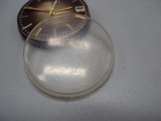 Механизм, циферблат и пластиковое стекло наручные часы Полет 17 камней календарь не на ходу №14620 Де купити