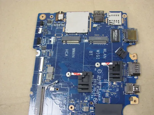 594-17  материнська плата AAZ60 LA-C461P   i5-6300U SR2F0   для Dell Latitude E7470  7470 оригінал З аукціону