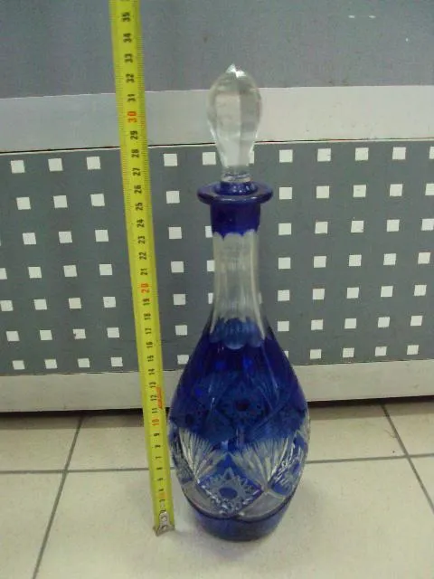 Купити Графин хрусталь кобальтовое стекло высота 25,5 см, с крышкой 32,5 см (скол на крышке) №11579