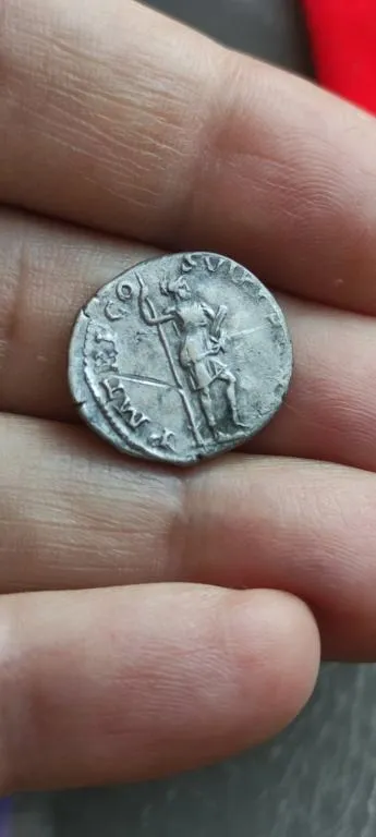 Купити Редкий денарий Воплощение Доблести ,император Траян,серебро gt236.