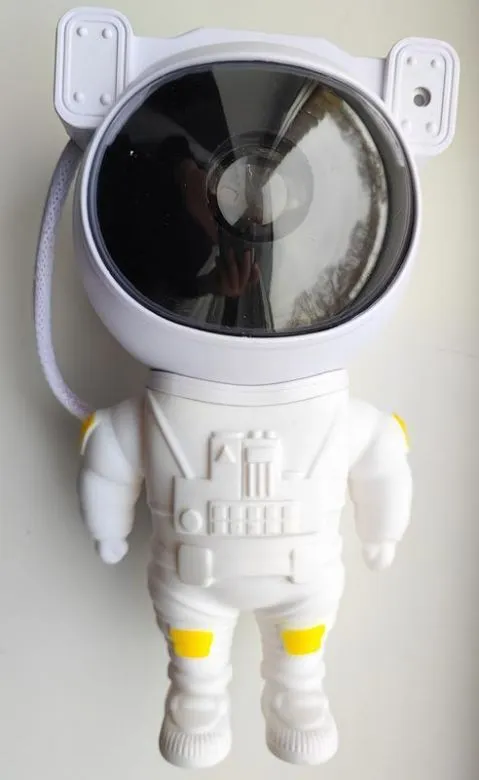 Нічник проектор зоряного неба астронавт лазерний світильник Характеристики