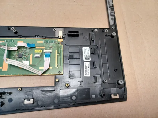 номер1058-23 корпус кришка AP1QB000410 0K3Y92 для Dell Alienware 17 R4 R5  Палмрест корпус топкейс Верхня панель палмрест cover-C тачпад сенсорна панель touchpad оригінал Де купити