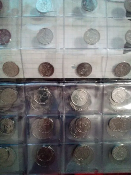 Купити Альбом українських монет 1992-2020 без раритету