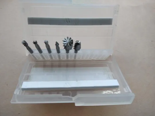 Коробочка для сверл твердосплавных, фрез, борфрез. З аукціону