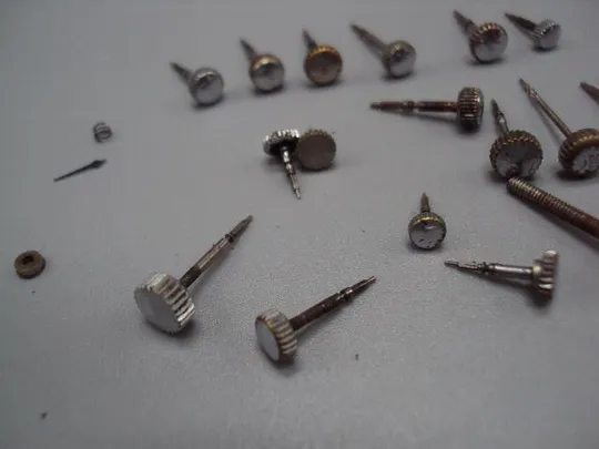 Головки для наручных часов головка лот 17 шт №14601 З аукціону