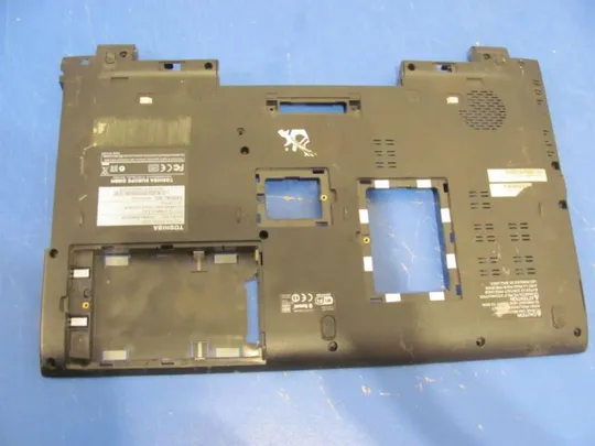 №239-1 Кришка дно піддон корпуса GM903102941A для TOSHIBA TECRA R850 оригінал Ціна