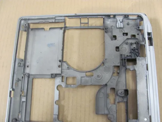 номер0295-22 Кришка дно піддон корпуса Нижний корпус (дно) для ноутбука Низ дно поддон Нижняя часть 06CX42 для Dell Latitude E6520 оригінал З аукціону