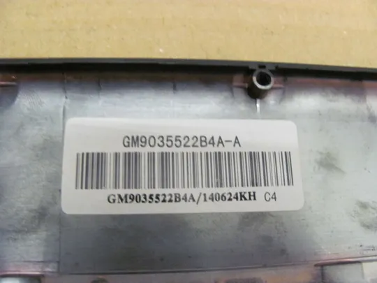 номер0233-18 Кришка панель палмрест тачпад GM9035522B4A-A для Toshiba Toshiba Tecra A50-A A50 оригінал З аукціону