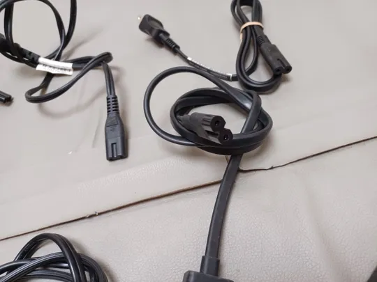 0574 МЕГА ЛОТ мережеві кабеля Продаж