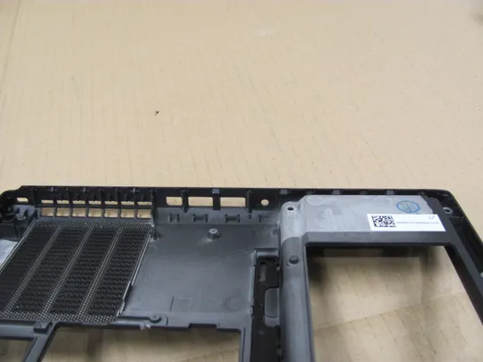 номер0280-4 Кришка дно піддон корпуса Нижний корпус (дно) для ноутбука Низ дно поддон Нижняя часть AM16Z000110  для Lenovo Thinkpad P52 оригінал в Україні