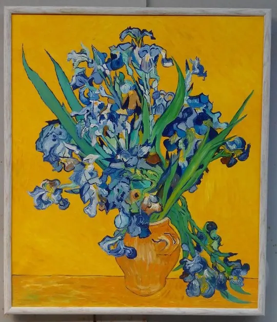 Ваза с ирисами на желтом фоне холст масло рама 60 *70см Ціна