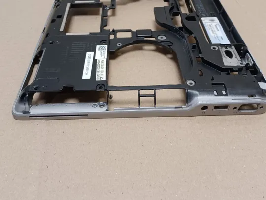 номер1062-13  Кришка дно піддон корпуса 06CX42 AM0FH000100  для DELL LATITUDE E6520 Нижний корпус для ноутбука Низ Корпус D  оригінал в Україні