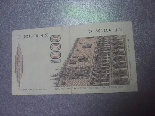 банкнота 1000 лир 1982 италия №350 Продаж
