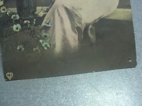 открытка  девушка с цветами берлин 1915 №1535 З аукціону