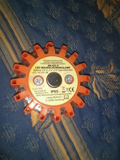 фото, Червоний світлодіодний сигналізатор безпеки на магніті з 9 функціями