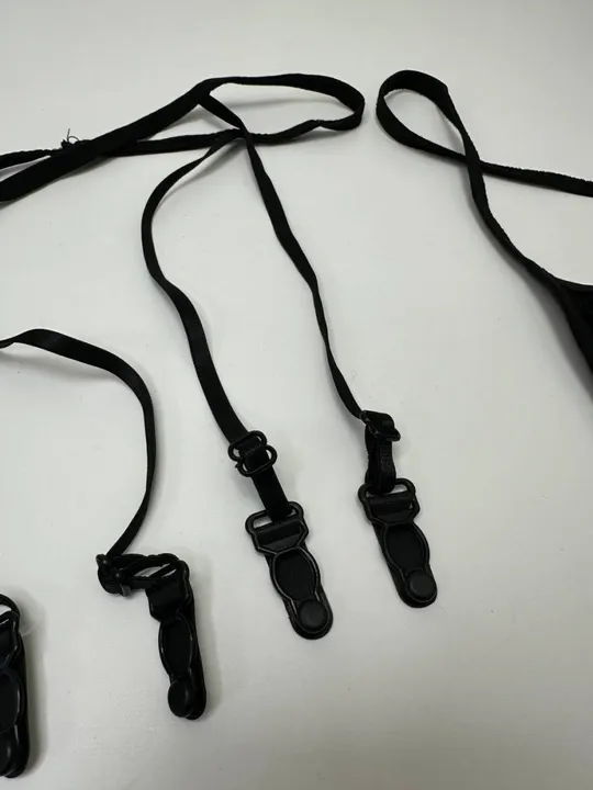 Жіноча близна та підв'язки для чулків23) Продаж