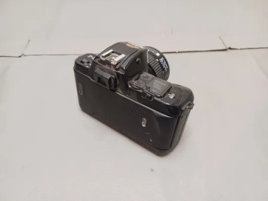 0408 дзеркальна камера   Nikon F-401   НІМЕЧЧИНА Торговий майданчик