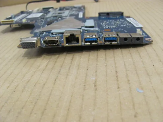 номер0184-8 материнська плата,Материнська плата для ноутбука,Mainboard,Материнка,Основна плата,Системна плата,Плата системи,Laptop motherboard,мамка, ноутбучна плата QCL90 LA-8223P для ASUS K95V K95VM A95VM A95V K95V K95VJ A95VJ оригінал Де купити