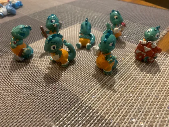 Іграшка кіндер динозаври 1995 Ціна