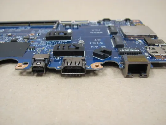 594-5  материнська плата РОБОЧА AAZ60 LA-C461P SR2F0 i5-6300U   для Dell Latitude E7470  7470 оригінал Продаж