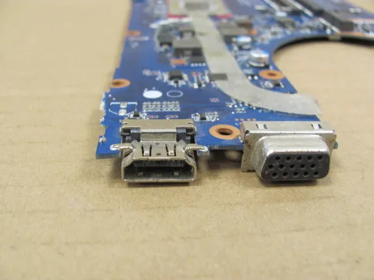 номер136-33 материнська плата,Mainboard,Материнка,Основна плата,Системна плата,Плата системи DAX93AMB6G0 809001-002 AMD A10-9600P  для HP ProBook 450 G4 оригінал Де купити