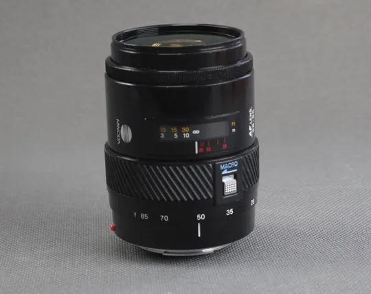 Об'єктив Minolta Maxxum AF Zoom 28-85mm 1:3.5(22)-4.5 Sony/Minolta Macro ф55мм Вживане Ціна