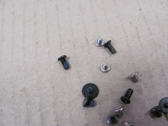 Купити номер0118-27 комплектуюче гвинти  для HP 250 G3, 255 G3, 15-G, 15-H, 15-R, 15-T, 15-Z оригінал