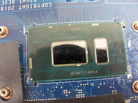 номер0252-23 материнська плата Mainboard Материнка Основна плата Системна плата Плата системи Laptop motherboard мамка  ноутбучна плата  РОБОЧА LA-F411P  79TG6 SR3L8  i7-8650U  для  Dell Latitude 5590 оригінал Де купити