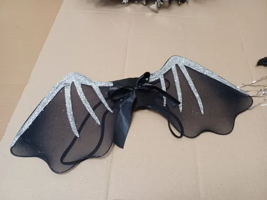 маскарадний костюм  кажана-вампіра  (ящик 27) З аукціону